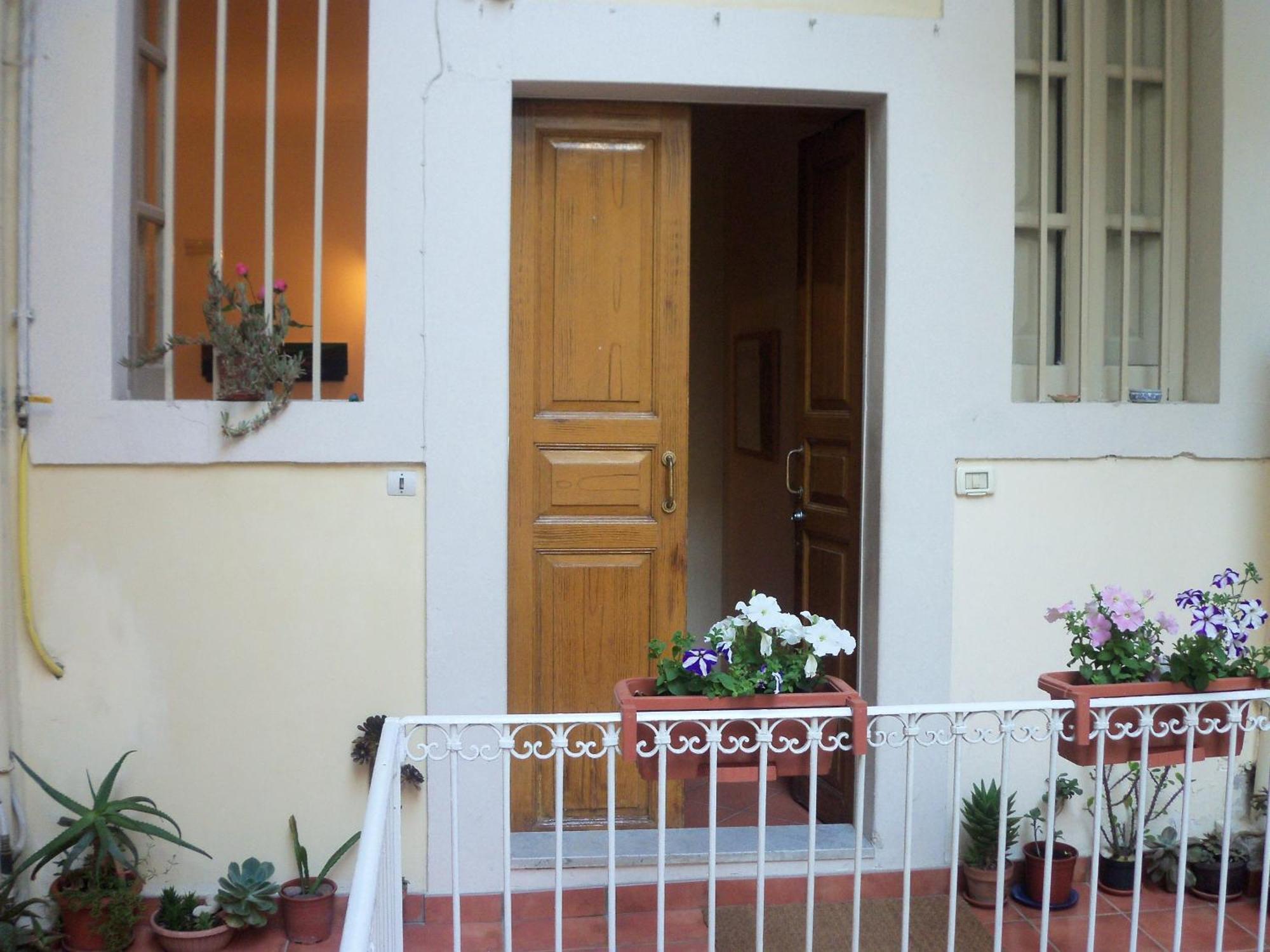 B&B Caravaggio Siracusa 200 Metres From Ortigia Сиракузы Экстерьер фото