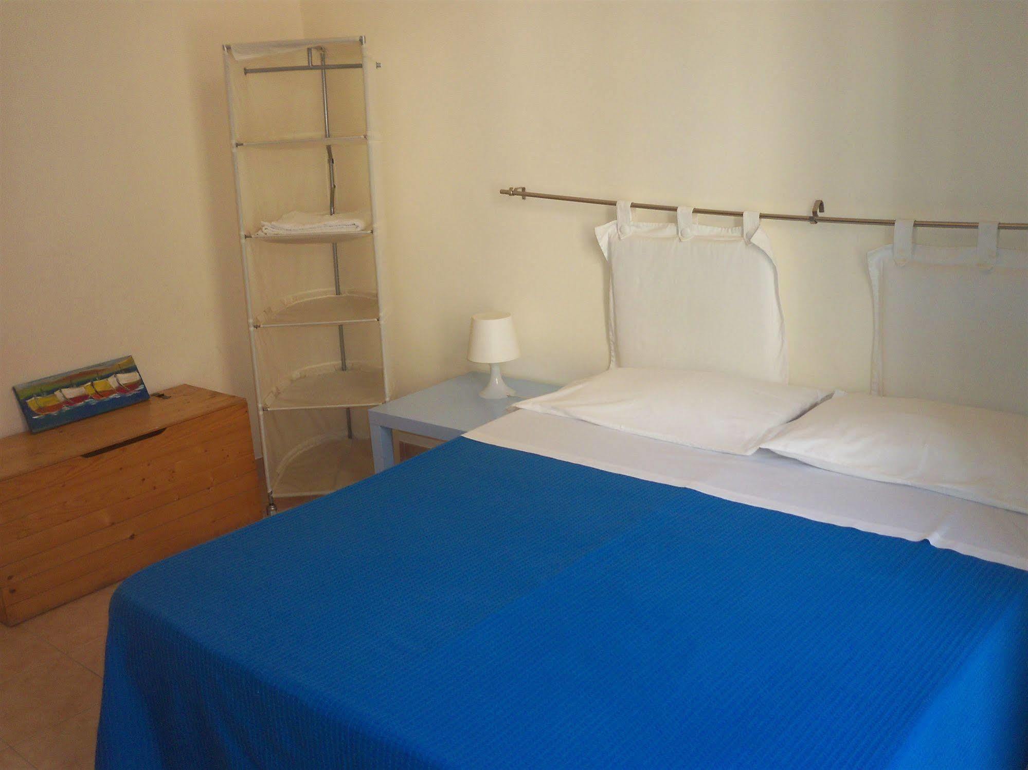 B&B Caravaggio Siracusa 200 Metres From Ortigia Сиракузы Экстерьер фото